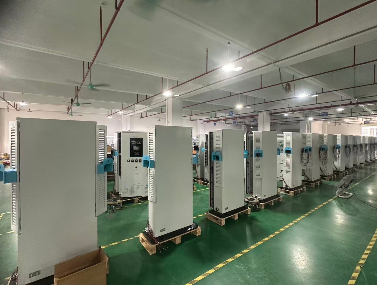 10000 m² factory