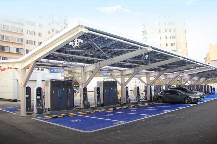 Gas-Station